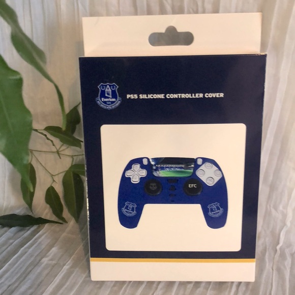Everton PS5 PLAYSTATION 5 Silicone Controller Cover skins NWT - Picture 1 of 13
